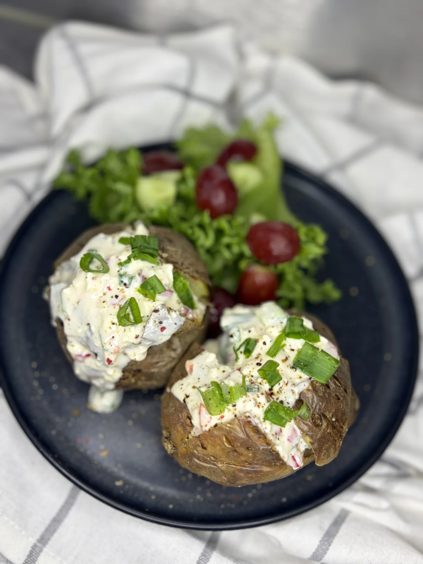 uuniperunat feta-chilitäyte